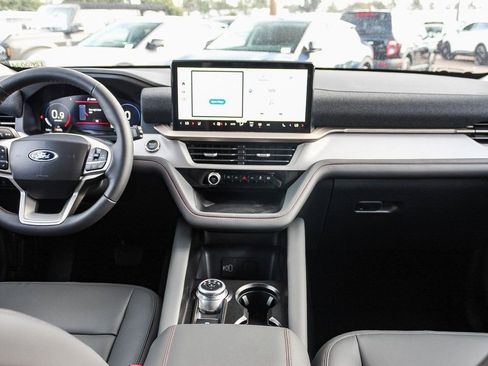 New 2026 Ford Explorer Active w/ Active Comfort Package image 12