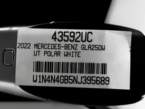 Certified 2022 Mercedes-Benz GLA 250 image 26
