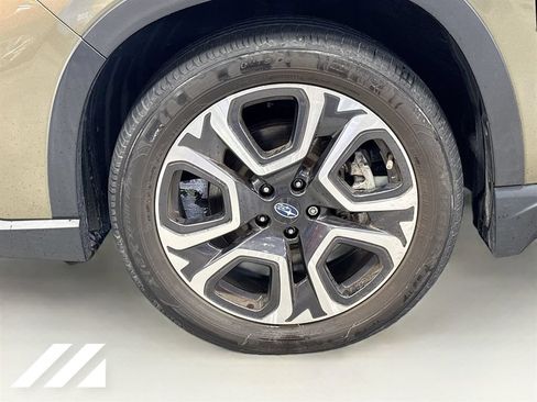 Used 2023 Subaru Ascent Touring AWD/4WD image 35