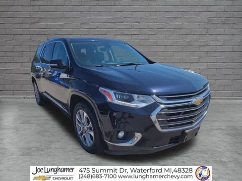 Certified 2020 Chevrolet Traverse Premier FWD image 2