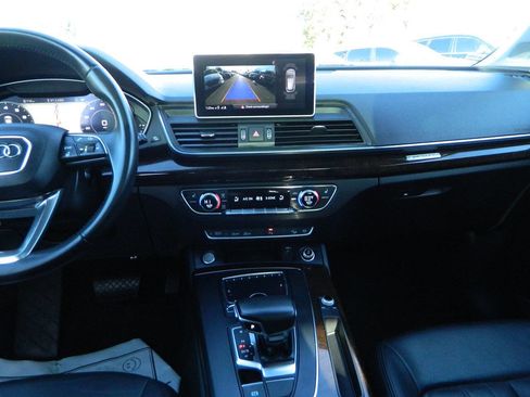 Used 2018 Audi Q5 2.0T Premium Plus w/ Premium Plus Package image 16