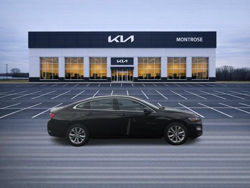 Used 2024 Chevrolet Malibu LT FWD image 4