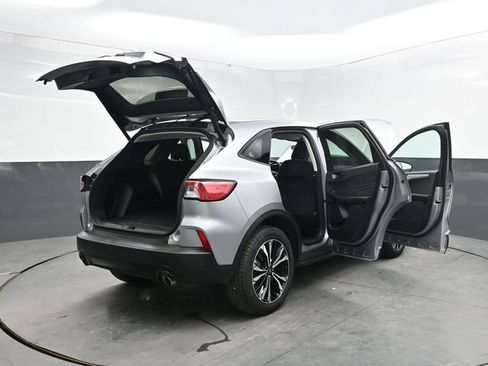 Used 2022 Ford Escape SE w/ SE Sport Appearance Package AWD/4WD image 37