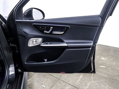 Used 2024 Mercedes-Benz GLC 300 GLC 300 SUV w/ AMG Line image 25