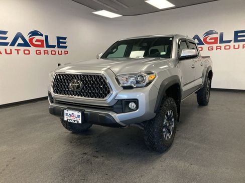Used 2019 Toyota Tacoma TRD Off-Road image 5