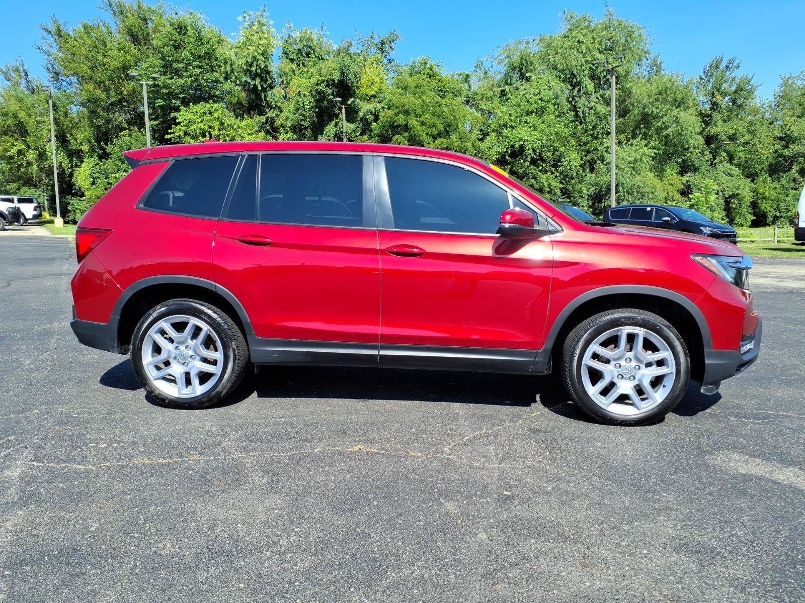 Used 2025 Honda Passport EX-L image 8