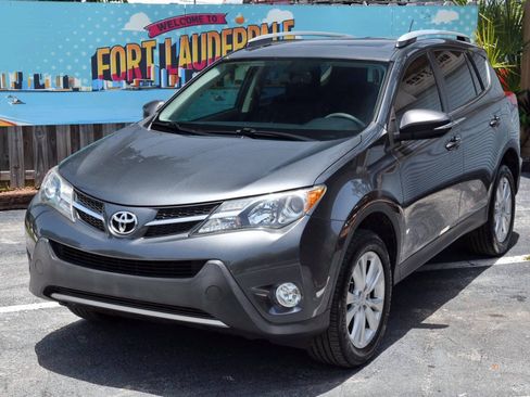Used 2014 Toyota RAV4 Limited FWD image 1