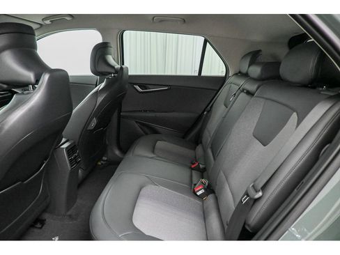 New 2026 Kia Niro Wind FWD image 13