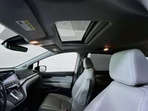 Used 2023 Honda Odyssey EX-L image 21