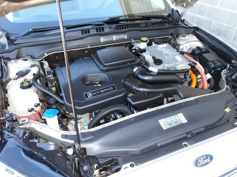 Used 2018 Ford Fusion S image 28