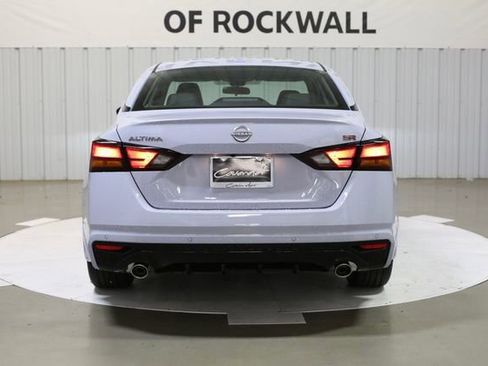 New 2025 Nissan Altima 2.5 SR image 5