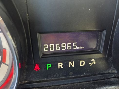 Used 2015 Dodge Grand Caravan American Value Package image 18