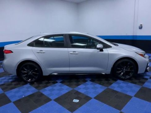 Used 2024 Toyota Corolla SE FWD image 9