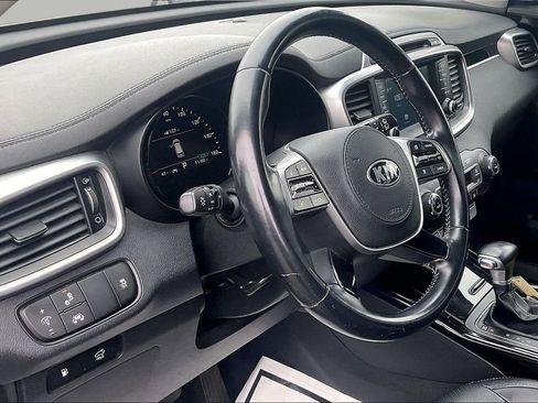 Used 2019 Kia Sorento EX image 20