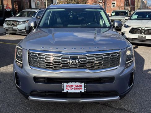 Used 2020 Kia Telluride EX w/ EX Premium Package image 2