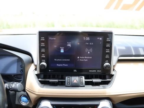 Certified 2022 Toyota RAV4 Limited AWD/4WD image 18