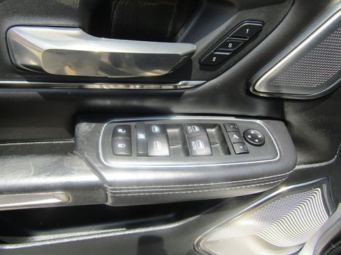 Used 2020 RAM 1500 Limited AWD/4WD image 23