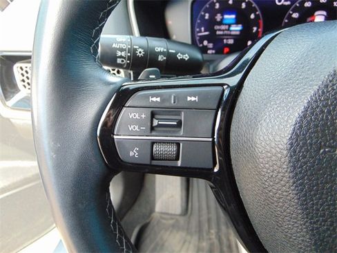 Certified 2022 Honda Civic Sport Touring image 18