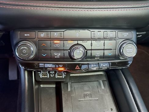 Certified 2021 Dodge Durango R/T AWD/4WD image 35