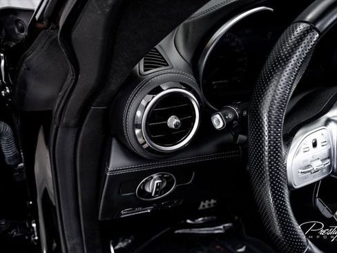 Used 2021 Mercedes-Benz AMG GT C image 29