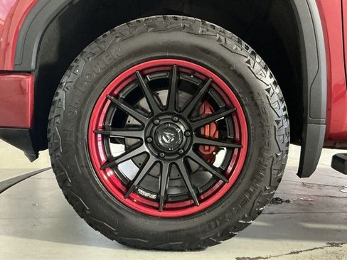 Used 2019 GMC Sierra 1500 Denali w/ Technology Package AWD/4WD image 13