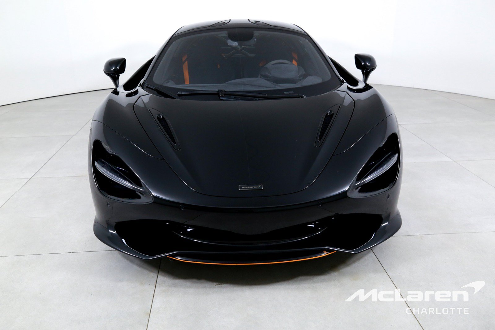 Used 2024 McLaren 750S RWD image 4