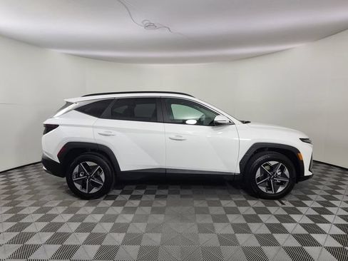Used 2025 Hyundai Tucson SEL AWD/4WD image 6