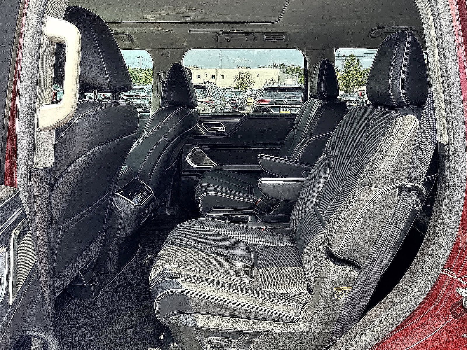 Certified 2025 INFINITI QX80 Sensory w/ Exterior Package AWD/4WD image 24