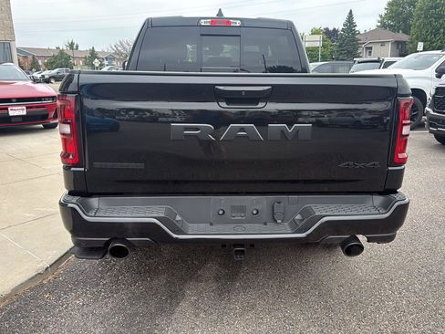 Used 2025 RAM 1500 Big Horn AWD/4WD image 3