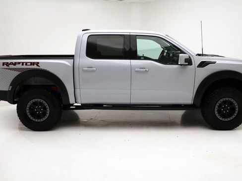 Used 2025 Ford F150 Raptor image 3