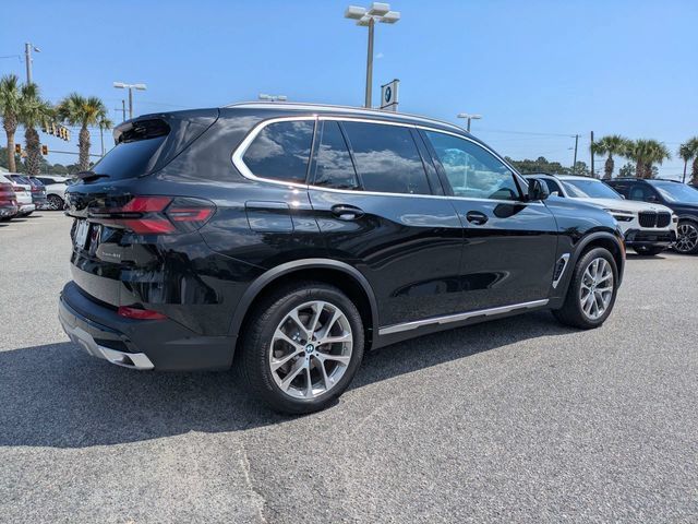Used 2026 BMW X5 xDrive40i w/ Climate Comfort Package AWD/4WD image 5