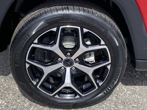 Certified 2025 Jeep Compass Limited AWD/4WD image 19