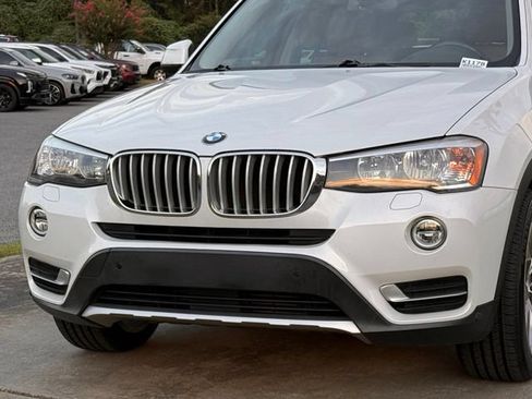 Used 2017 BMW X3 sDrive28i RWD image 10