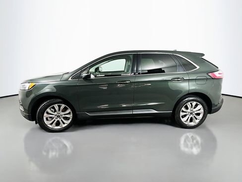 Used 2024 Ford Edge Titanium AWD/4WD image 4