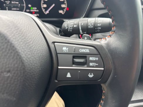 Used 2025 Honda CR-V Sport image 29