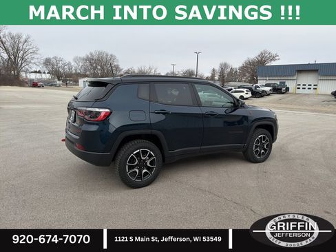 New 2026 Jeep Compass Trailhawk image 7