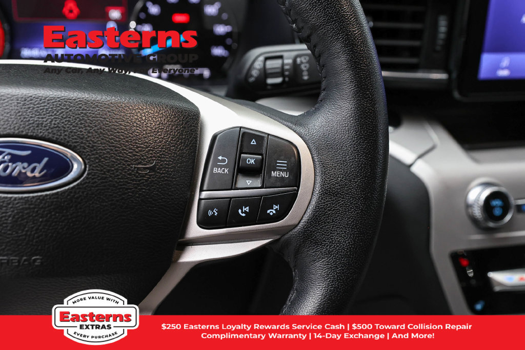 Used 2023 Ford Explorer XLT w/ Equipment Group 202A AWD/4WD image 17