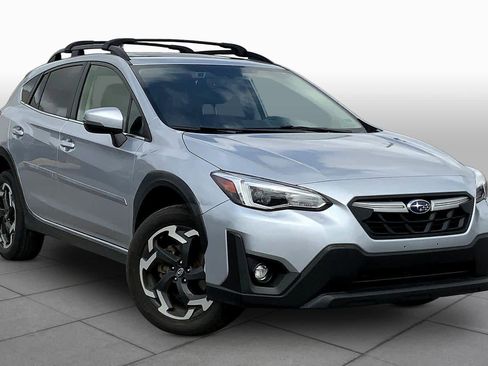 Used 2023 Subaru Crosstrek 2.5i Limited w/ Moonroof Package image 3