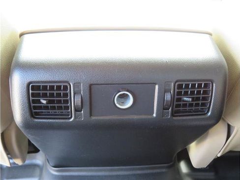 Used 2013 Toyota Tundra SR5 image 9