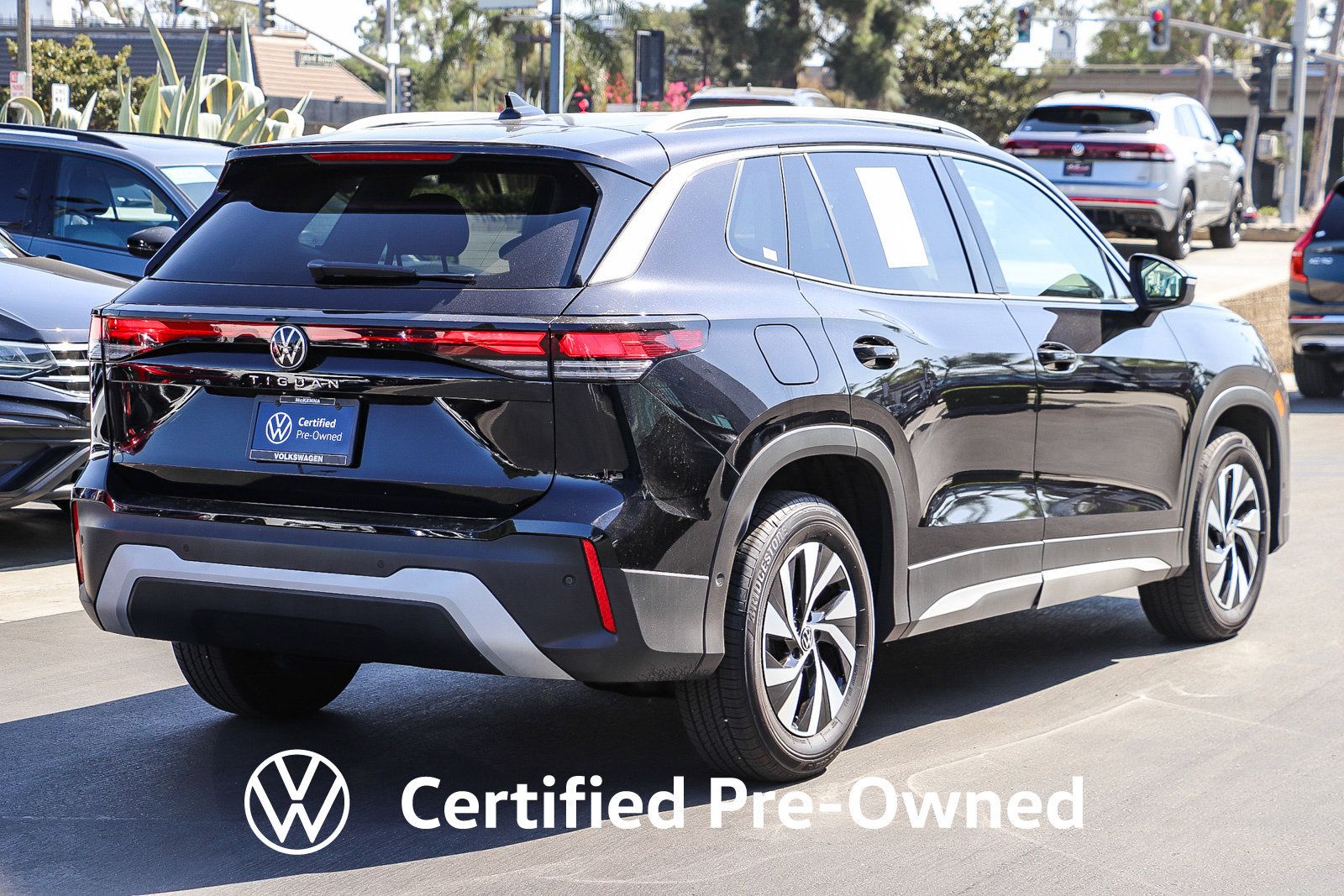 Used 2025 Volkswagen Tiguan S FWD image 7