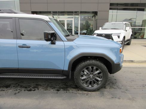 Used 2025 Toyota Land Cruiser image 13