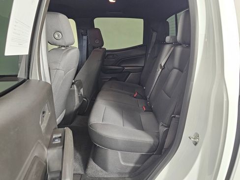 Used 2024 Chevrolet Colorado W/T w/ Safety Package image 34