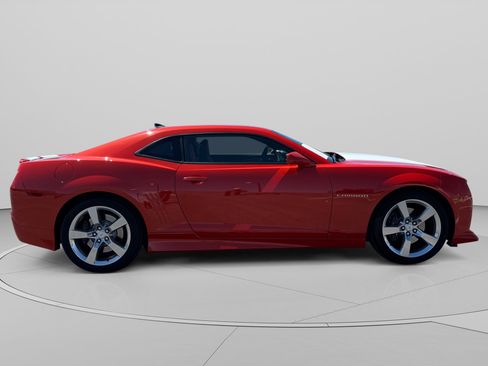 Used 2010 Chevrolet Camaro SS w/ RS Package RWD image 6