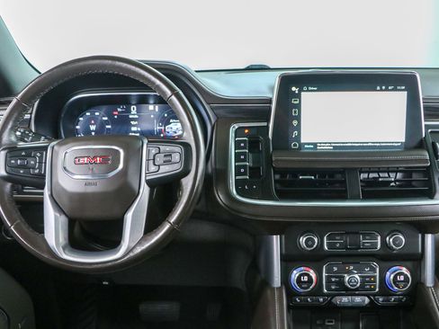 Used 2022 GMC Yukon XL SLT w/ SLT Premium Package RWD image 18