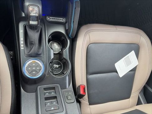 Used 2024 Ford Bronco Wildtrak image 21