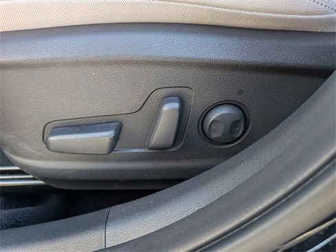 Used 2023 Hyundai Kona Limited image 16