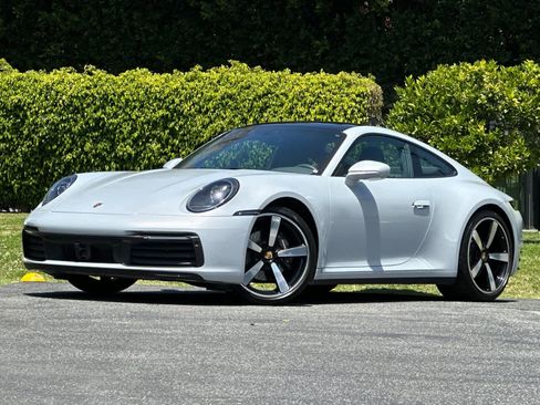 Certified 2024 Porsche 911 Carrera RWD image 1