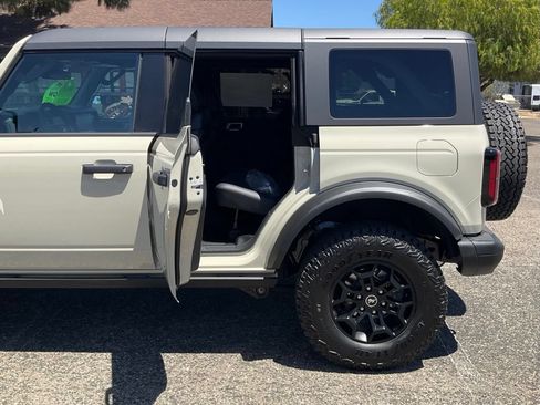 Used 2026 Ford Bronco Badlands AWD/4WD image 25