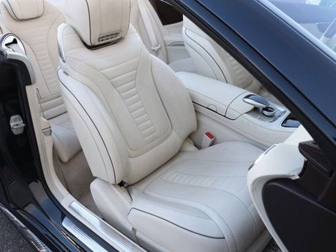 Used 2017 Mercedes-Benz S 550 Cabriolet image 37