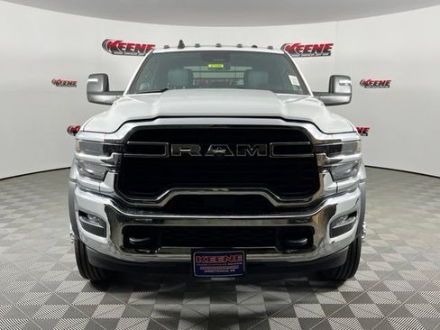 New 2026 RAM 5500 Tradesman w/ Chrome Appearance Group AWD/4WD image 4